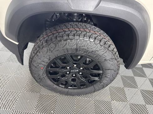New 2026 Chevrolet Colorado Trail Boss AWD/4WD image 10