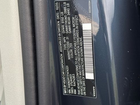 New 2026 Volvo XC90 B6 Ultra w/ Protection Package image 26