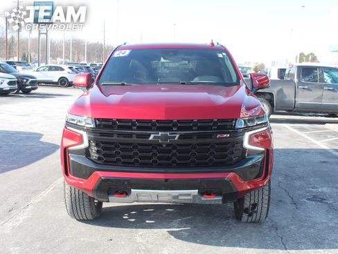 Certified 2024 Chevrolet Tahoe Z71 w/ Luxury Package image 9