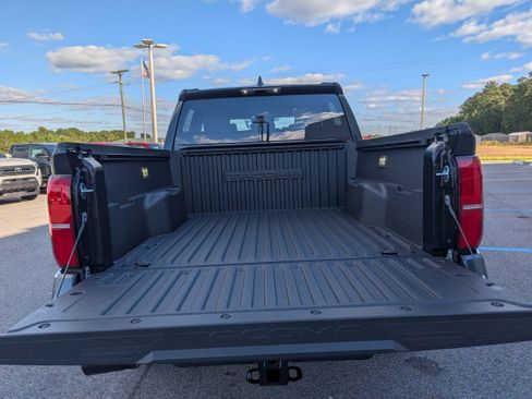New 2025 Toyota Tacoma SR5 image 31
