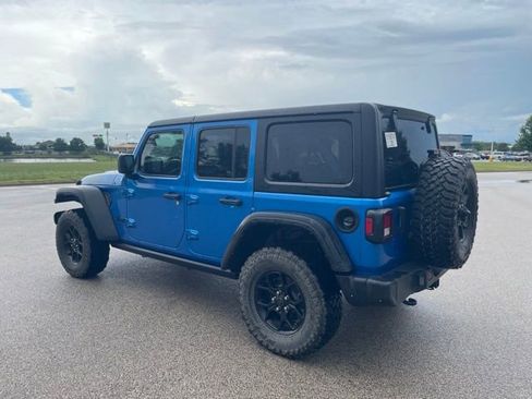Used 2024 Jeep Wrangler Unlimited Sport AWD/4WD image 4