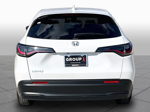 New 2027 Honda HR-V LX image 4