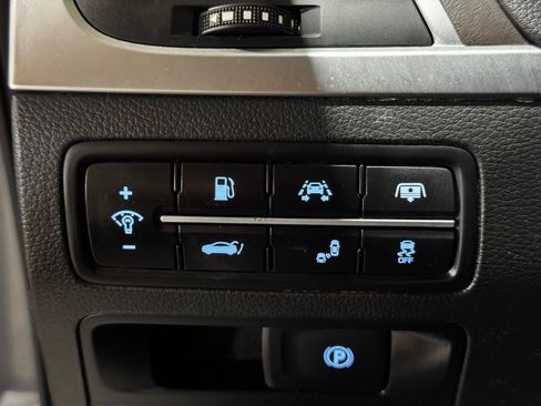 Used 2015 Hyundai Genesis 3.8 w/ Option Group 04 image 37