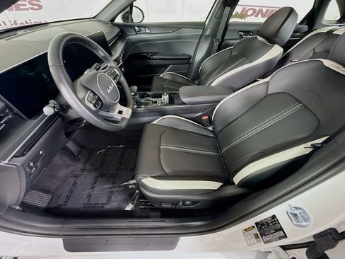 Certified 2025 Kia K5 GT-Line AWD/4WD image 26
