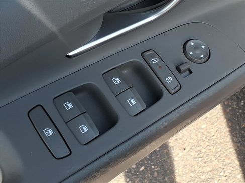 Certified 2025 Hyundai Elantra Sport image 11