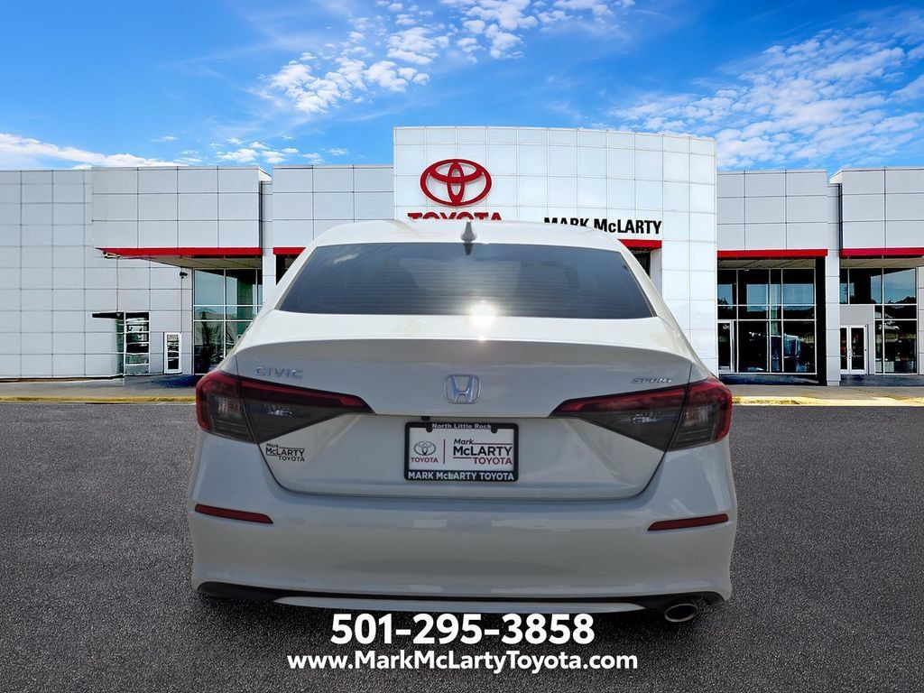 Used 2023 Honda Civic Sport image 4