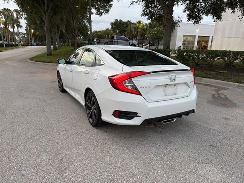 Used 2020 Honda Civic Sport image 3