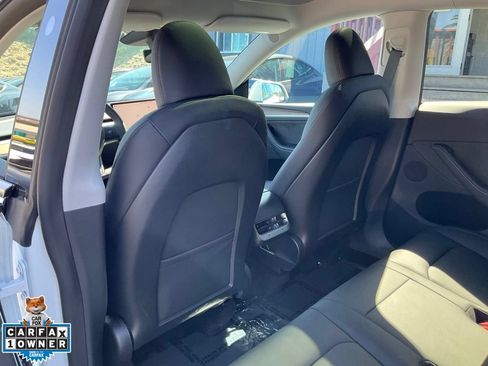 Used 2023 Tesla Model Y Long Range AWD/4WD image 35