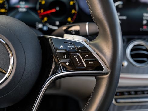 Used 2021 Mercedes-Benz E 350 E 350 w/ Premium Package image 17