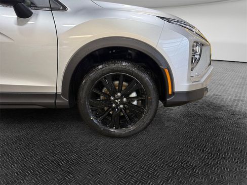 New 2026 Mitsubishi Eclipse Cross LE image 11