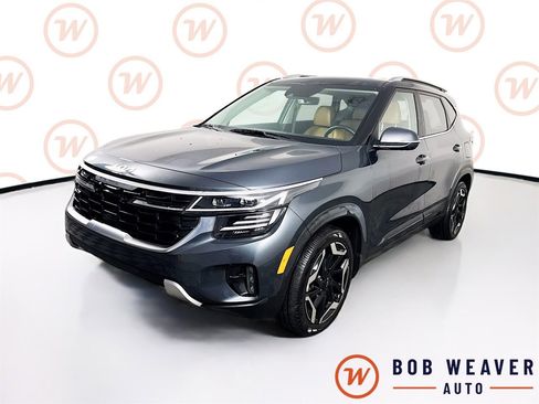 Used 2024 Kia Seltos SX w/ SX Sunroof Package image 3