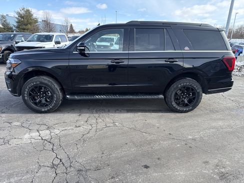 Used 2024 Ford Expedition Timberline image 3