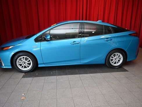 Certified 2019 Toyota Prius Prime Advanced image 3