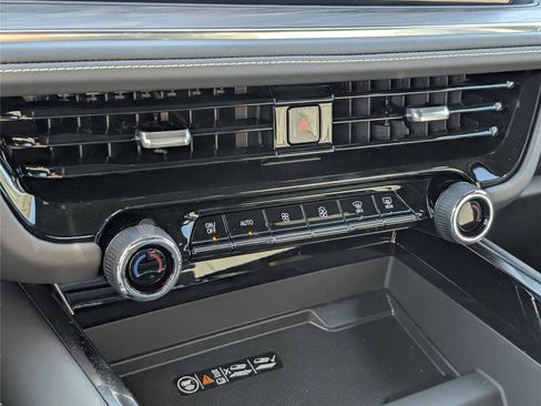 New 2025 Chevrolet Tahoe Premier image 18