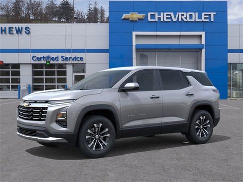 New 2026 Chevrolet Equinox LT image 2