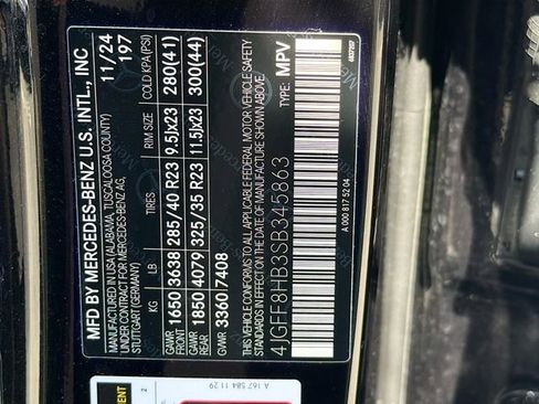 Used 2025 Mercedes-Benz Maybach GLS 600 4MATIC image 31