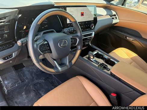 Used 2025 Lexus RX 350 w/ Convenience Package AWD/4WD image 16