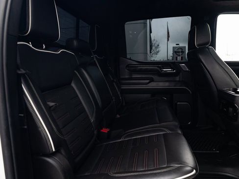 Used 2022 GMC Sierra 1500 AT4X image 24