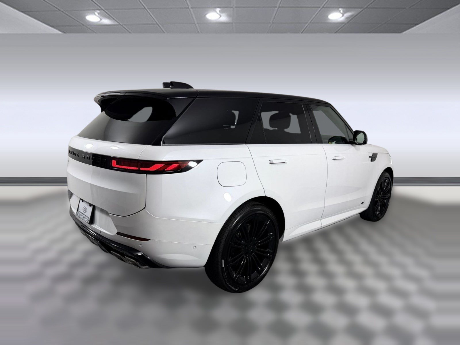 New 2026 Land Rover Range Rover Sport Dynamic SE AWD/4WD image 9