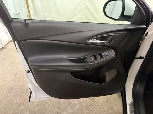Used 2021 Buick Encore GX Select w/ Experience Buick Package FWD image 29