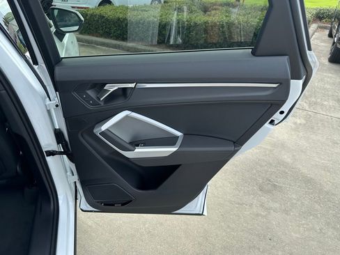 New 2025 Audi Q3 2.0T Premium Plus w/ Premium Plus Package image 24