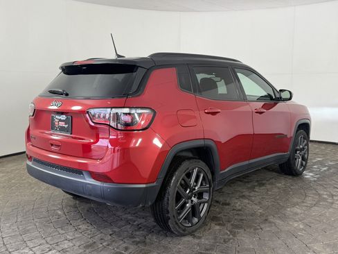 Used 2026 Jeep Compass Limited AWD/4WD image 9
