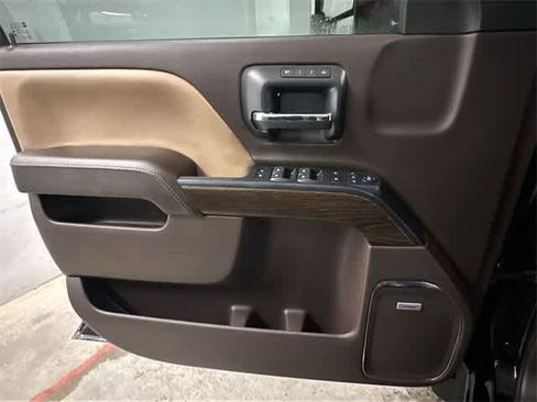 Used 2019 GMC Sierra 3500 Denali image 16