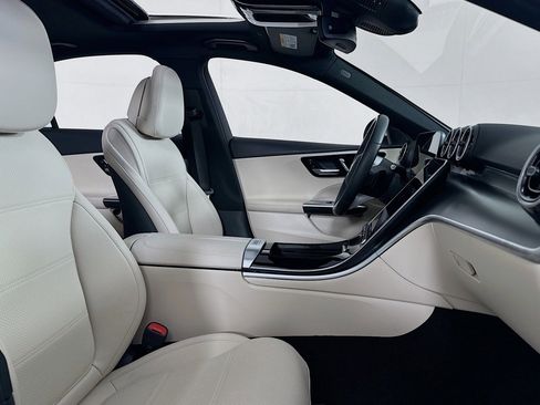 Certified 2025 Mercedes-Benz C 300 Sedan image 7