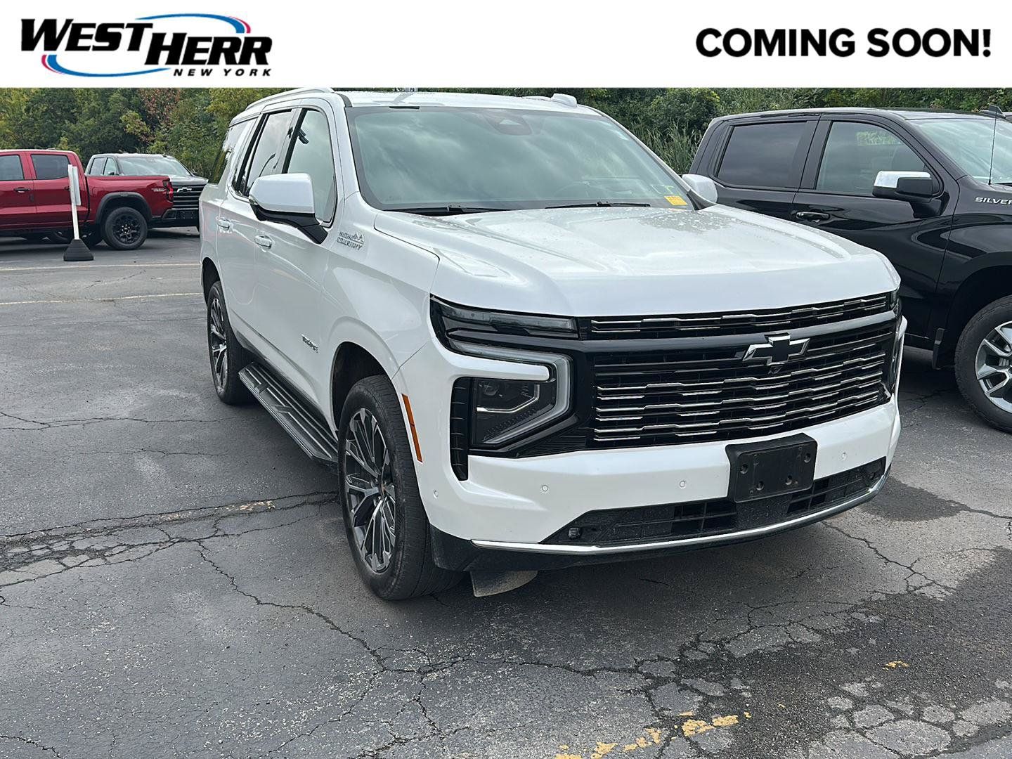 Used 2025 Chevrolet Tahoe High Country w/ Sun And Tow Package AWD/4WD image 1