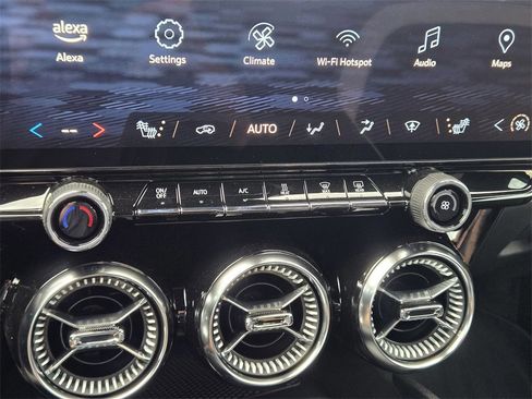 New 2025 Chevrolet Blazer EV LT image 10