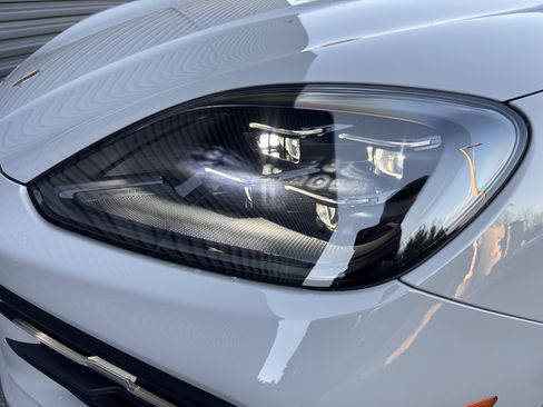 New 2026 Porsche Cayenne S image 24