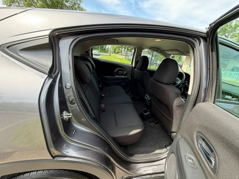 Used 2016 Honda HR-V LX image 16