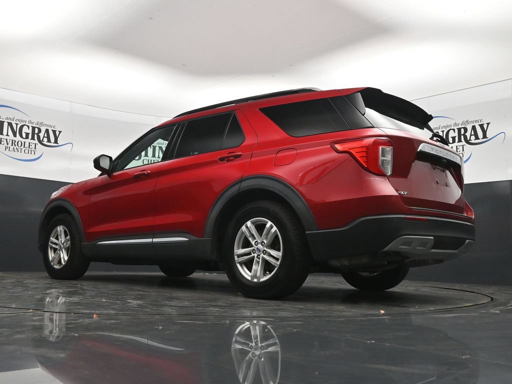 Used 2021 Ford Explorer XLT w/ Equipment Group 202A RWD image 30