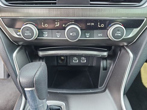 Used 2021 Honda Accord LX image 26