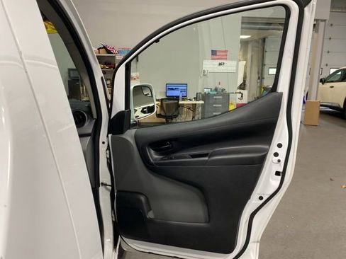 Used 2021 Nissan NV200 SV w/ Back Door Glass Package FWD image 28