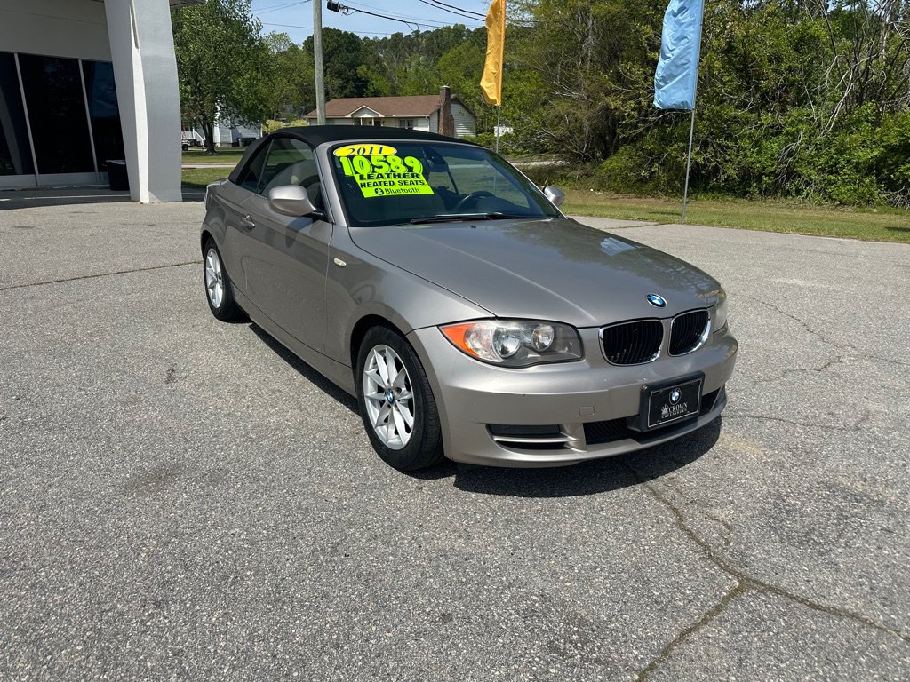 Used 2011 BMW 128i Convertible RWD image 7