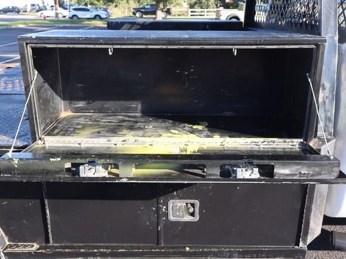 Used 2012 Ford F550 XL w/ Payload Upgrade Pkg image 20