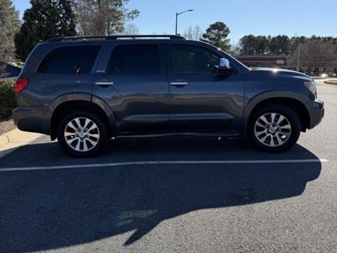 Used 2008 Toyota Sequoia Limited image 14