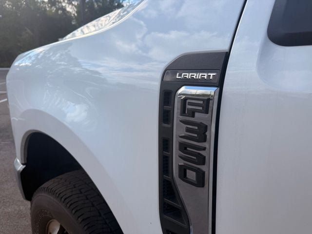 Used 2023 Ford F350 Lariat AWD/4WD image 25