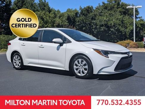 Certified 2024 Toyota Corolla LE FWD image 2