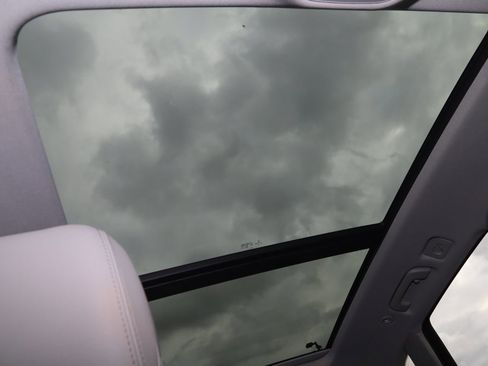 Used 2022 Audi Q5 2.0T Premium Plus image 11