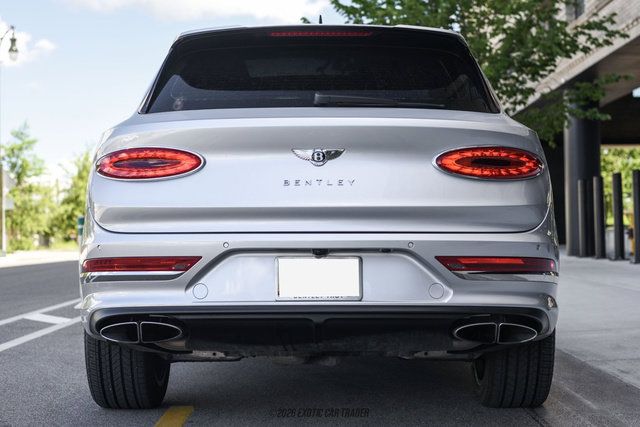 Used 2021 Bentley Bentayga AWD/4WD image 7
