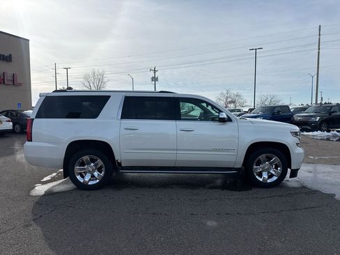 Used 2015 Chevrolet Suburban LTZ image 6