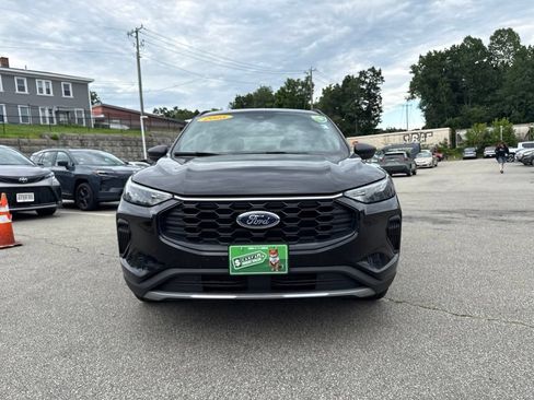 Used 2025 Ford Escape ST-Line AWD/4WD image 2