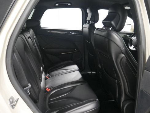 Used 2018 Lincoln MKC Premiere image 17