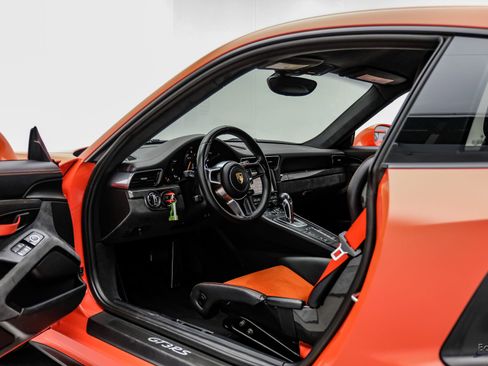 Used 2016 Porsche 911 GT3 RS RWD image 46