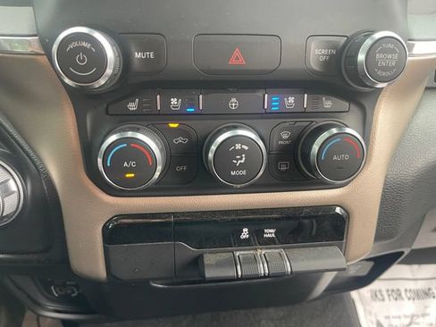 Used 2020 RAM 1500 Laramie AWD/4WD image 28