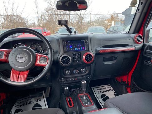 Used 2016 Jeep Wrangler Unlimited Sport w/ Quick Order Package 24S AWD/4WD image 14
