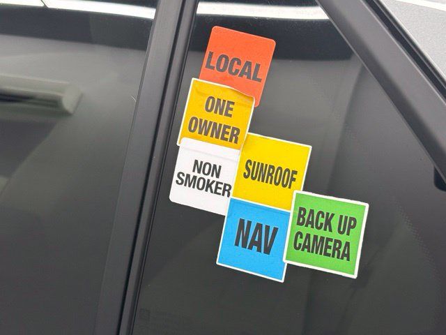 Used 2024 Buick Encore GX Avenir FWD image 7