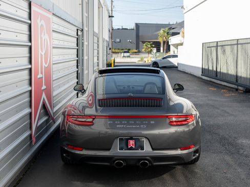 Used 2017 Porsche 911 Carrera 4S image 44